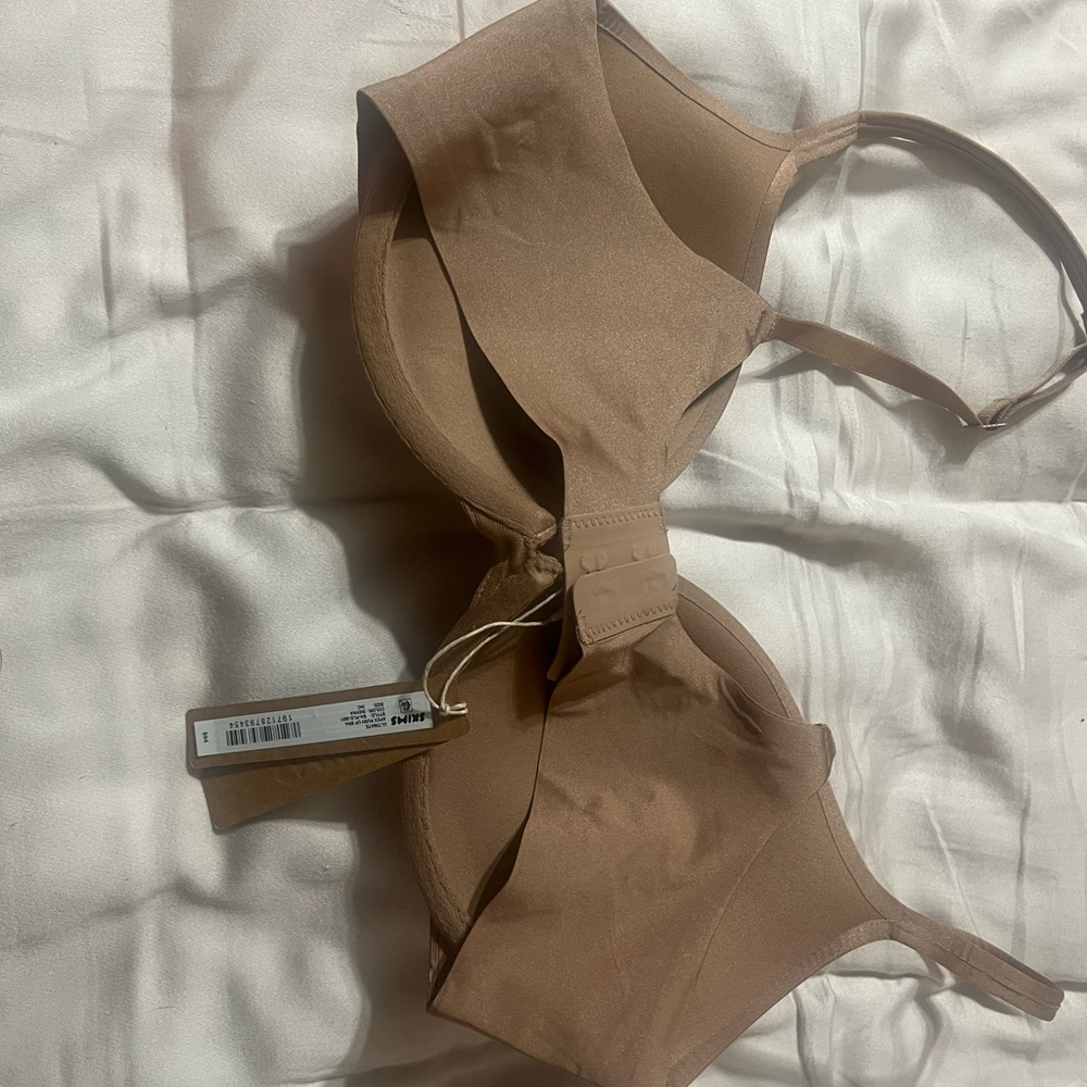 NWT SKIMS NIPPY BRA - Picture 3 of 4